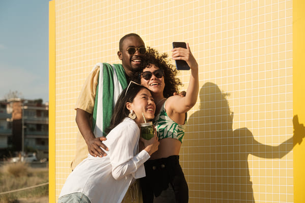 Saily eSIM travel app