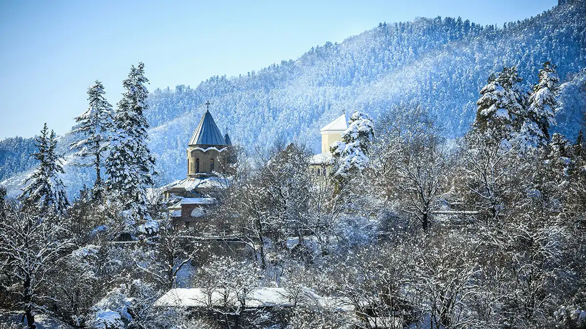 Parque Central de Borjomi durante una excursión desde Tiflis