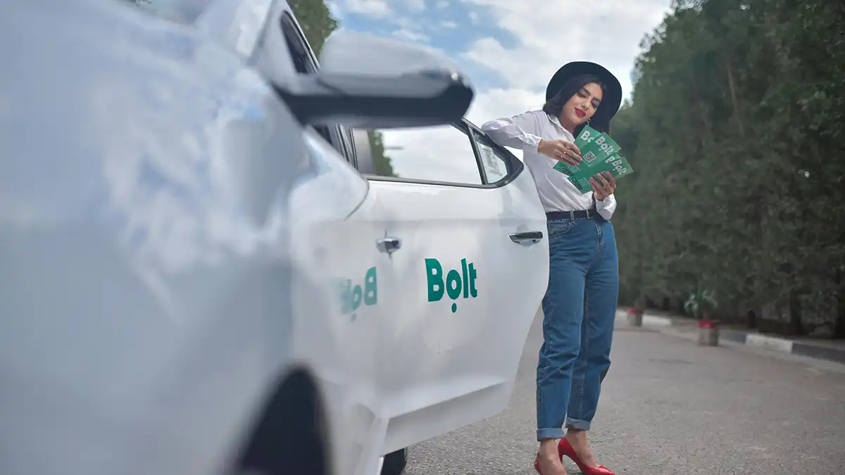 Coche de Bolt utilizado para moverse por Tiflis