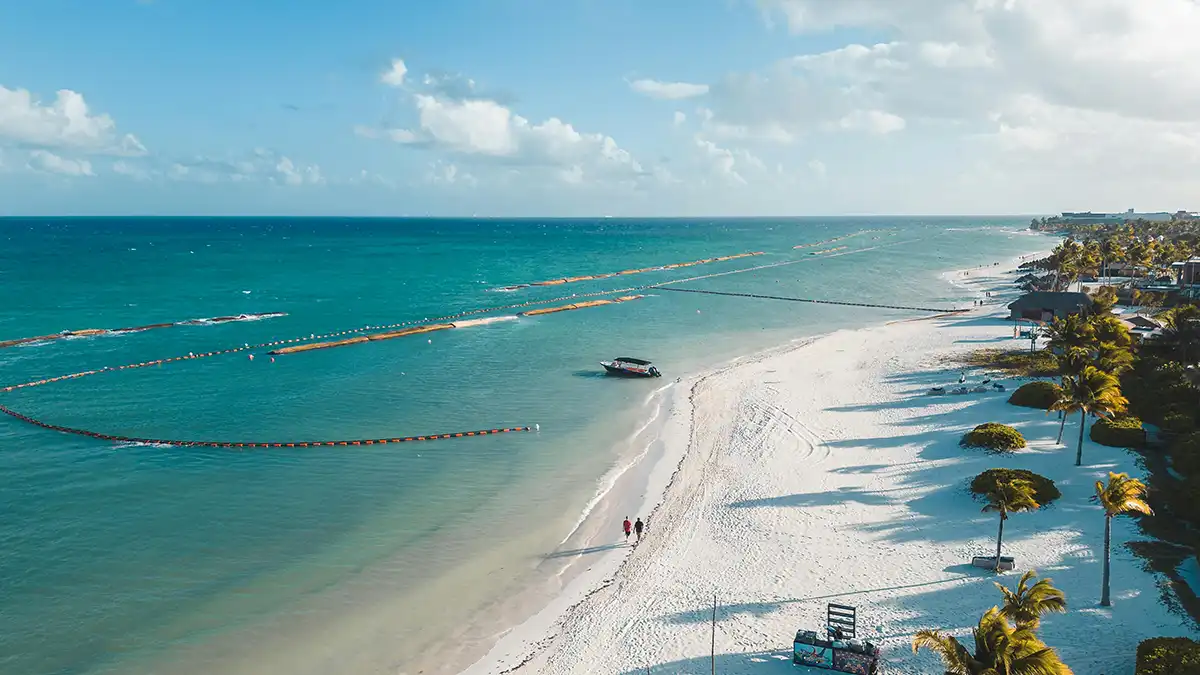 Playa de la Riviera Maya en el Caribe mexicano