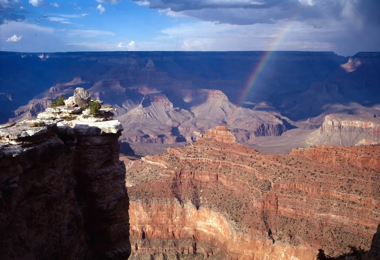Rainbow descending into Grand Canyon near Mather Point