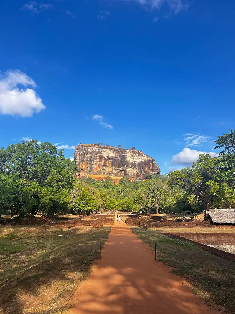 La fortaleza de la roca de Sigiriya en Sri Lanka