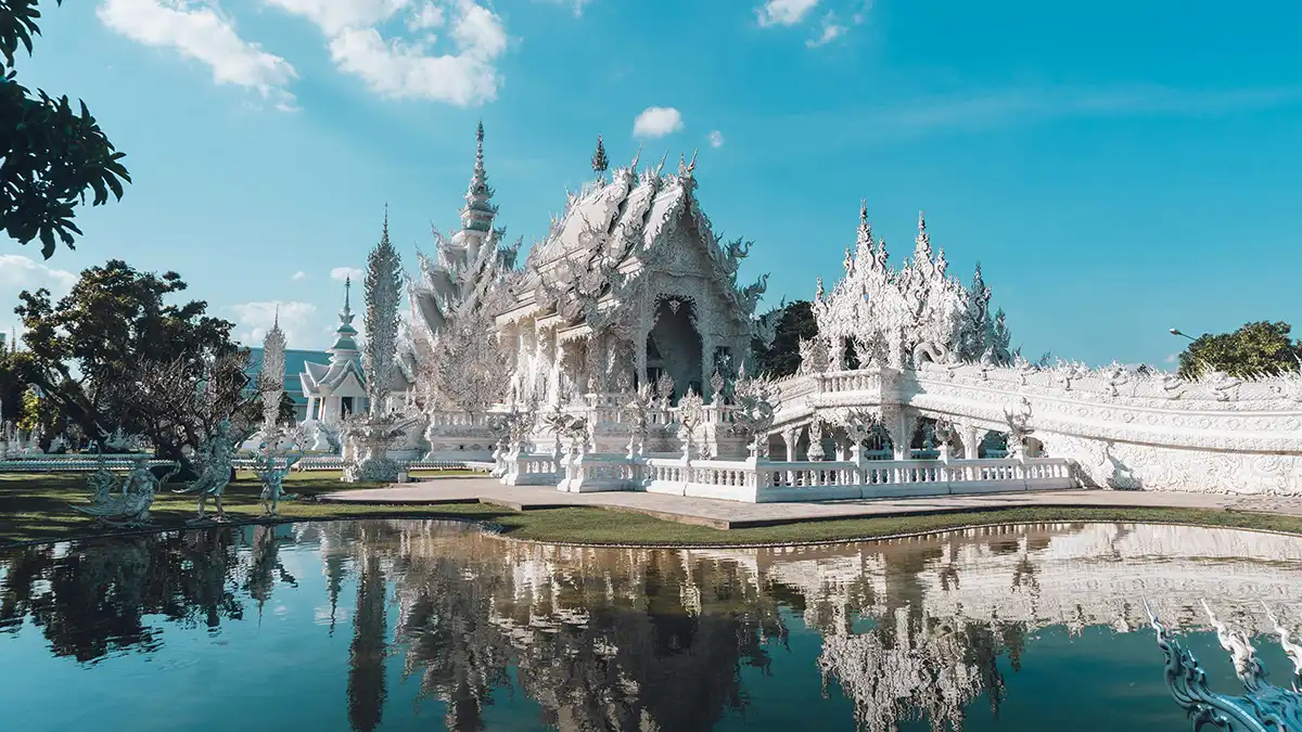 White Temple in Chiang Rai on a culture-focused northern Thailand route