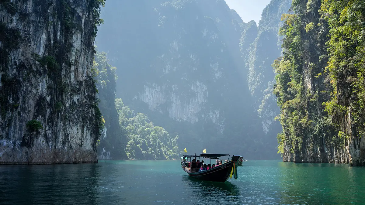 Boat on Cheow Lan Lake in Khao Sok National Park